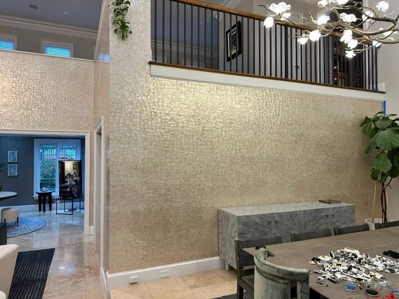 Precise wallpaper pattern matching during installation